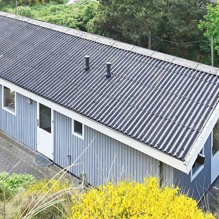 5 Person Holiday In Henne بيت للعطل